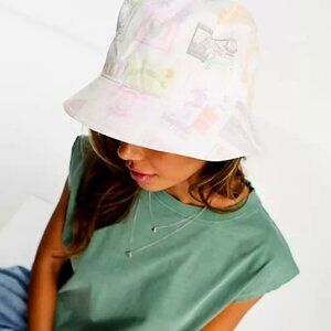 Guess Originals Bucket Hat NWT